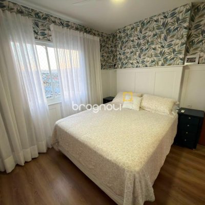 Apartamento com 63m², 2 quartos (sendo 1 suíte), 1 garagem, no bairro Areias em São José