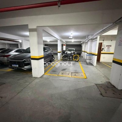 Apartamento com 63m², 2 quartos (sendo 1 suíte), 1 garagem, no bairro Areias em São José
