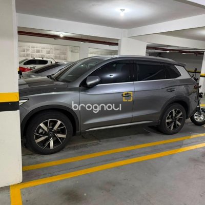 Apartamento com 63m², 2 quartos (sendo 1 suíte), 1 garagem, no bairro Areias em São José
