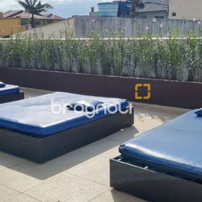 Apartamento com 63m², 2 quartos (sendo 1 suíte), 1 garagem, no bairro Areias em São José