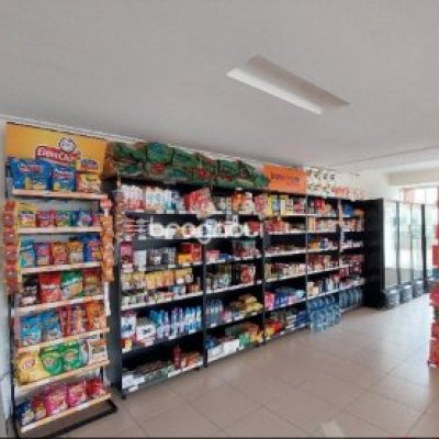 Apartamento com 82m², 3 quartos (sendo 2 suítes), 2 garagens, no bairro Trindade em Florianópolis