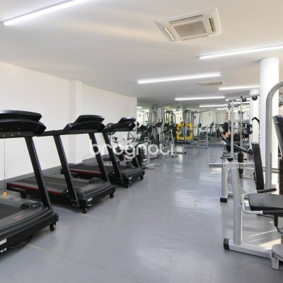 Apartamento com 82m², 3 quartos (sendo 2 suítes), 2 garagens, no bairro Trindade em Florianópolis