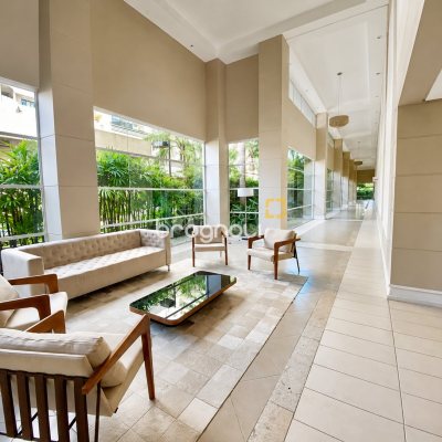 Apartamento com 82m², 3 quartos (sendo 2 suítes), 2 garagens, no bairro Trindade em Florianópolis