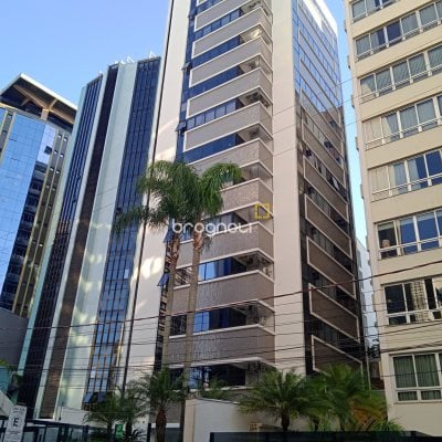Sala com 60m², 1 garagem, no bairro Centro em Florianópolis