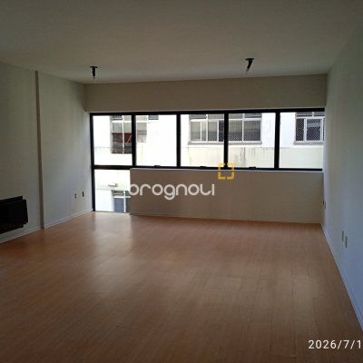 Sala com 60m², 1 garagem, no bairro Centro em Florianópolis