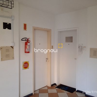 Sala com 60m², 1 garagem, no bairro Centro em Florianópolis