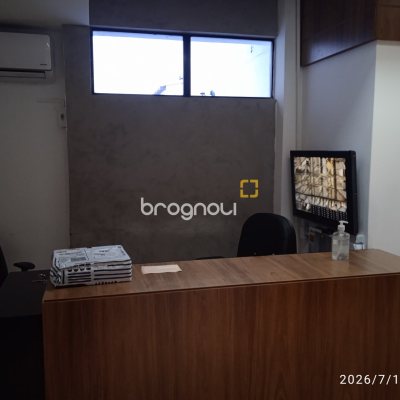 Sala com 60m², 1 garagem, no bairro Centro em Florianópolis