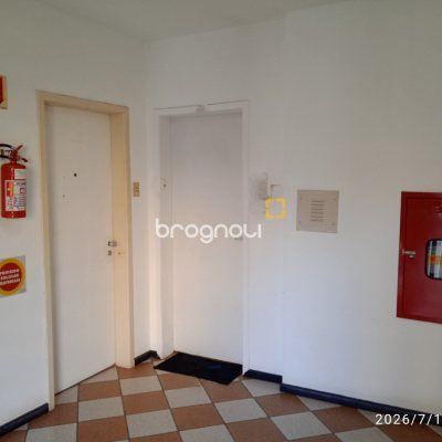 Sala com 60m², 1 garagem, no bairro Centro em Florianópolis