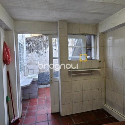 Casa com 94m², 2 quartos, 1 garagem, no bairro Estreito em Florianópolis
