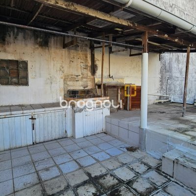 Casa com 94m², 2 quartos, 1 garagem, no bairro Estreito em Florianópolis