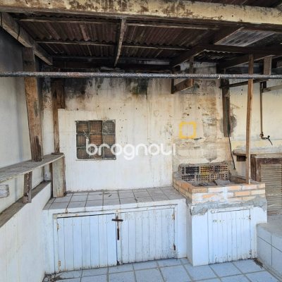 Casa com 94m², 2 quartos, 1 garagem, no bairro Estreito em Florianópolis