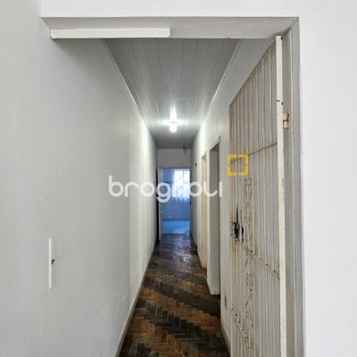 Casa com 94m², 2 quartos, 1 garagem, no bairro Estreito em Florianópolis