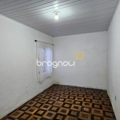 Casa com 94m², 2 quartos, 1 garagem, no bairro Estreito em Florianópolis