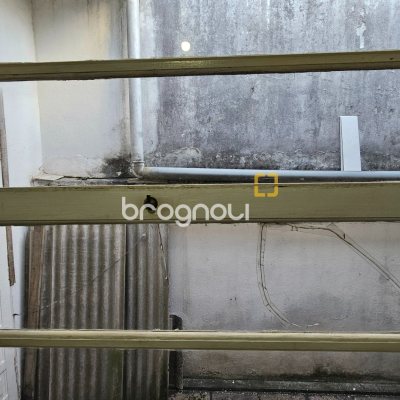 Casa com 94m², 2 quartos, 1 garagem, no bairro Estreito em Florianópolis