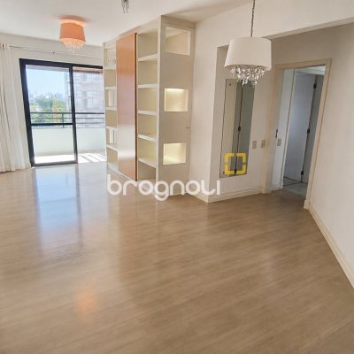 Apartamento com 117m², 3 quartos (sendo 1 suíte), 1 garagem, no bairro Centro em Florianópolis