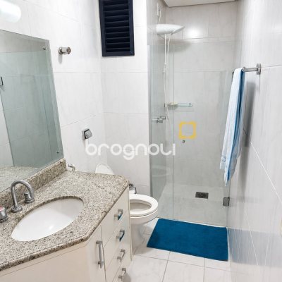 Apartamento com 117m², 3 quartos (sendo 1 suíte), 1 garagem, no bairro Centro em Florianópolis
