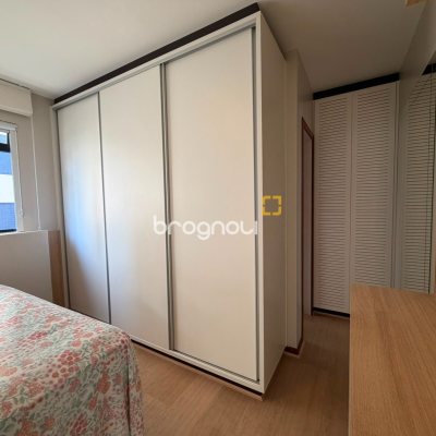 Apartamento com 76m², 2 quartos (sendo 1 suíte), 1 garagem, no bairro Campinas em São José