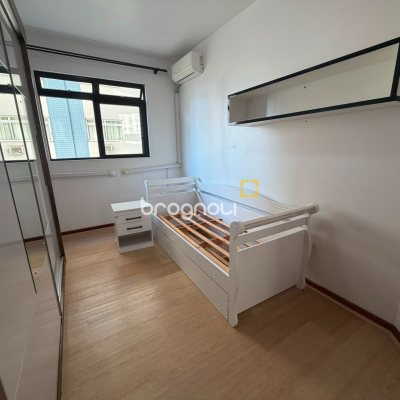 Apartamento com 76m², 2 quartos (sendo 1 suíte), 1 garagem, no bairro Campinas em São José