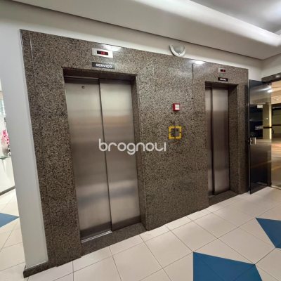 Apartamento com 76m², 2 quartos (sendo 1 suíte), 1 garagem, no bairro Campinas em São José