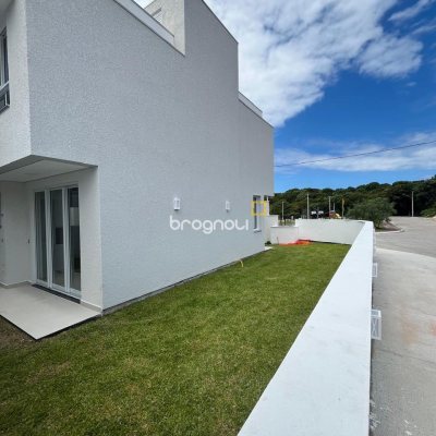Casa com 138m², 3 quartos (sendo 2 suítes), 1 garagem, no bairro Ingleses do Rio Vermelho em Florianópolis