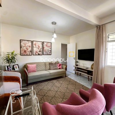 Casa com 170m², 3 quartos (sendo 1 suíte), 1 garagem, no bairro Barreiros em São José