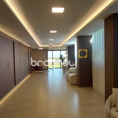 Apartamento com 94m², 3 quartos (sendo 1 suíte), 2 garagens, no bairro Saco Grande em Florianópolis