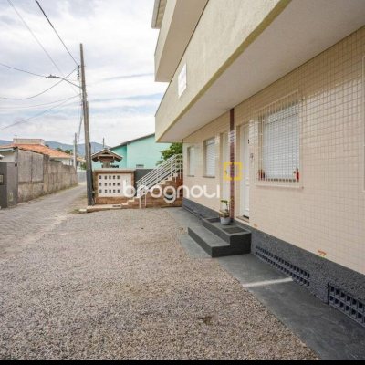 Apartamento com 45m², 2 quartos, 1 garagem, no bairro Pântano do Sul em Florianópolis
