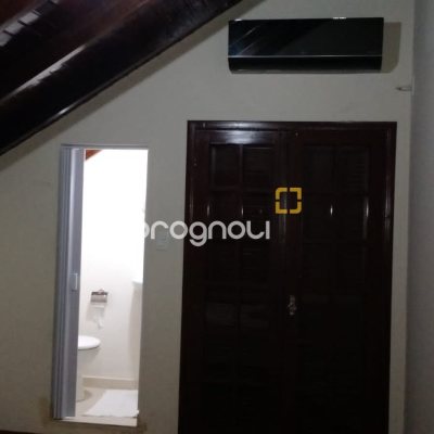 Casa de Condomínio com 240m², 4 quartos, 2 garagens, no bairro Canasvieiras em Florianópolis