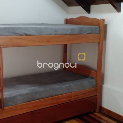 Casa de Condomínio com 240m², 4 quartos, 2 garagens, no bairro Canasvieiras em Florianópolis