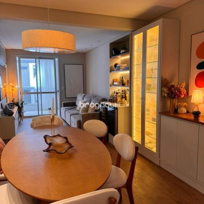 Apartamento com 155m², 4 quartos (sendo 4 suítes), 3 garagens, no bairro Campinas em São José