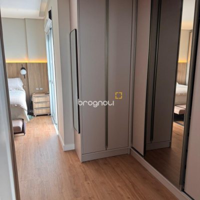 Apartamento com 155m², 4 quartos (sendo 4 suítes), 3 garagens, no bairro Campinas em São José