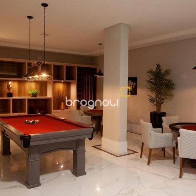 Apartamento com 155m², 4 quartos (sendo 4 suítes), 3 garagens, no bairro Campinas em São José