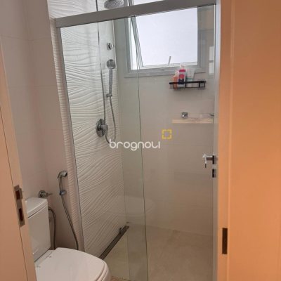 Apartamento com 155m², 4 quartos (sendo 4 suítes), 3 garagens, no bairro Campinas em São José
