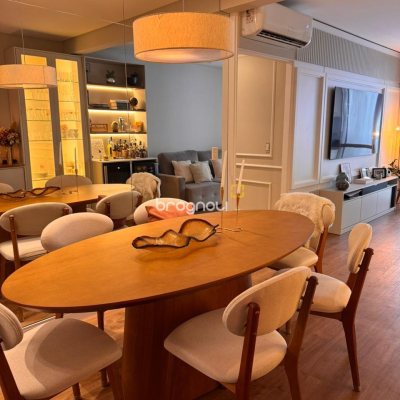 Apartamento com 155m², 4 quartos (sendo 4 suítes), 3 garagens, no bairro Campinas em São José