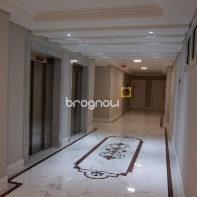 Apartamento com 155m², 4 quartos (sendo 4 suítes), 3 garagens, no bairro Campinas em São José