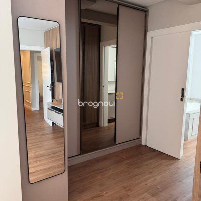 Apartamento com 155m², 4 quartos (sendo 4 suítes), 3 garagens, no bairro Campinas em São José