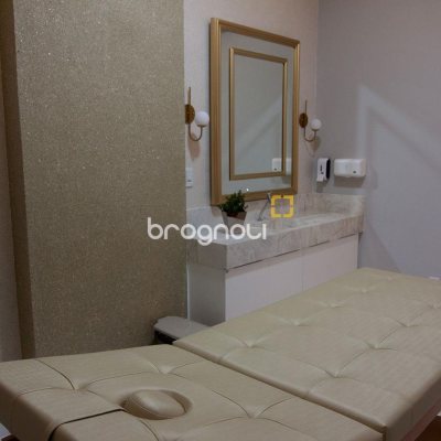 Apartamento com 155m², 4 quartos (sendo 4 suítes), 3 garagens, no bairro Campinas em São José