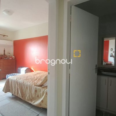 Apartamento com 42m², 1 quarto, 1 garagem, no bairro Canasvieiras em Florianópolis