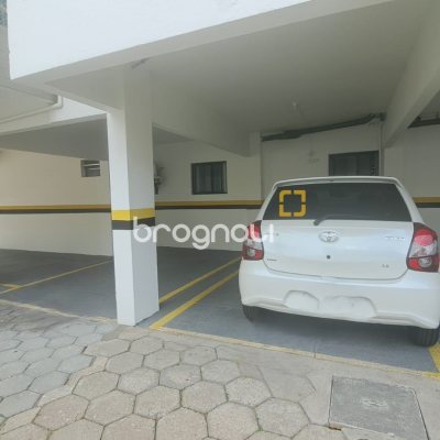 Apartamento com 42m², 1 quarto, 1 garagem, no bairro Canasvieiras em Florianópolis