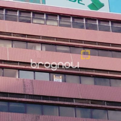 Sala com 161m², 4 garagens, no bairro Centro em Florianópolis