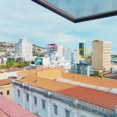 Sala com 161m², 4 garagens, no bairro Centro em Florianópolis