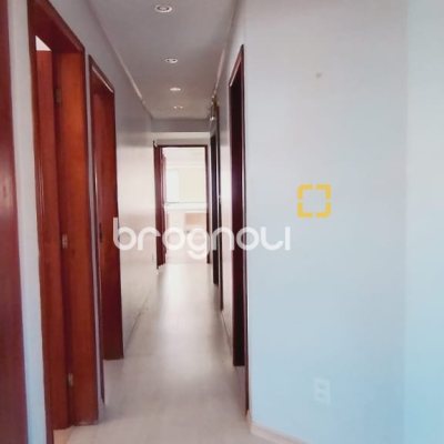 Sala com 161m², 4 garagens, no bairro Centro em Florianópolis