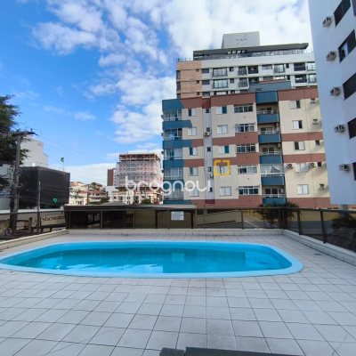Apartamento com 128m², 4 quartos (sendo 1 suíte), 2 garagens, no bairro Canto em Florianópolis