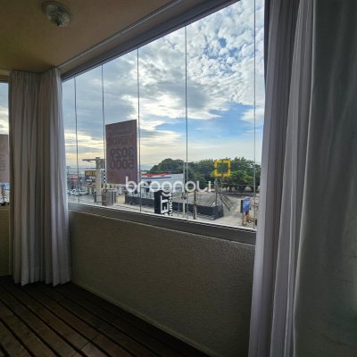 Apartamento com 108m², 3 quartos (sendo 1 suíte), 1 garagem, no bairro Estreito em Florianópolis