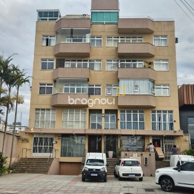Apartamento com 108m², 3 quartos (sendo 1 suíte), 1 garagem, no bairro Estreito em Florianópolis