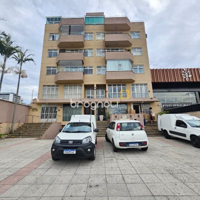 Apartamento com 108m², 3 quartos (sendo 1 suíte), 1 garagem, no bairro Estreito em Florianópolis