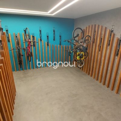 Apartamento com 193m², 3 quartos (sendo 3 suítes), 2 garagens, no bairro Cacupé em Florianópolis