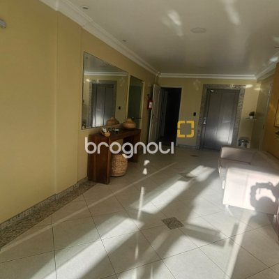 Apartamento com 108m², 3 quartos (sendo 1 suíte), 2 garagens, no bairro Canasvieiras em Florianópolis