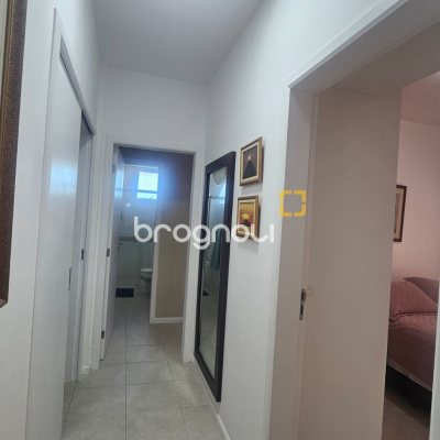 Apartamento com 108m², 3 quartos (sendo 1 suíte), 2 garagens, no bairro Canasvieiras em Florianópolis