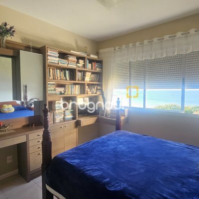 Apartamento com 108m², 3 quartos (sendo 1 suíte), 2 garagens, no bairro Canasvieiras em Florianópolis